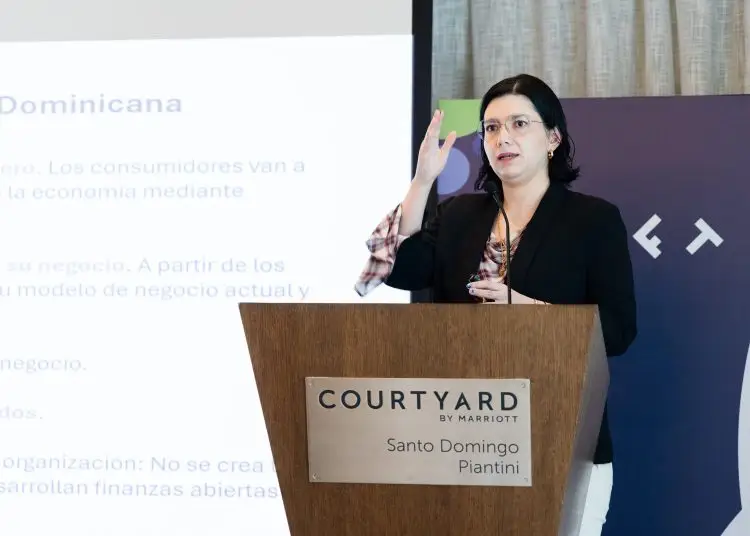 Ana María Zuluaga, economista y experta en innovación financiera, presentacion de Open Finance, Hotel Courtyard Marriot, Salon Real 1, Fotos/ Jhon Escalante