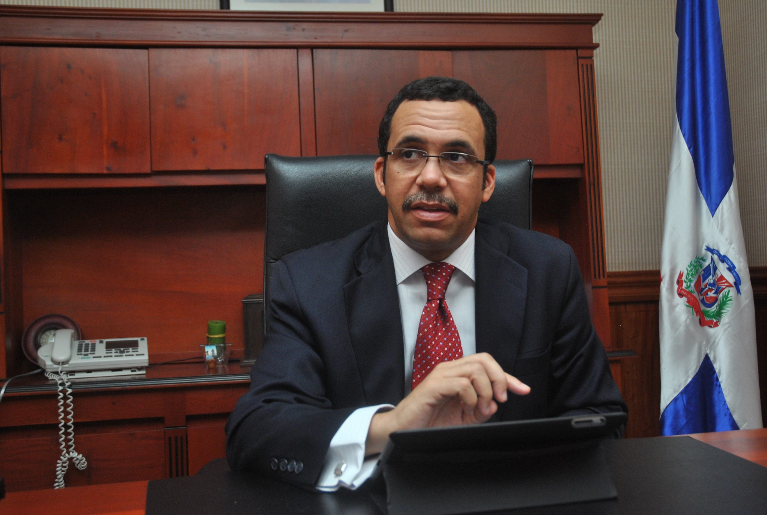 Andrés Navarro, ministro de Relaciones Exteriores de la República Dominicana.