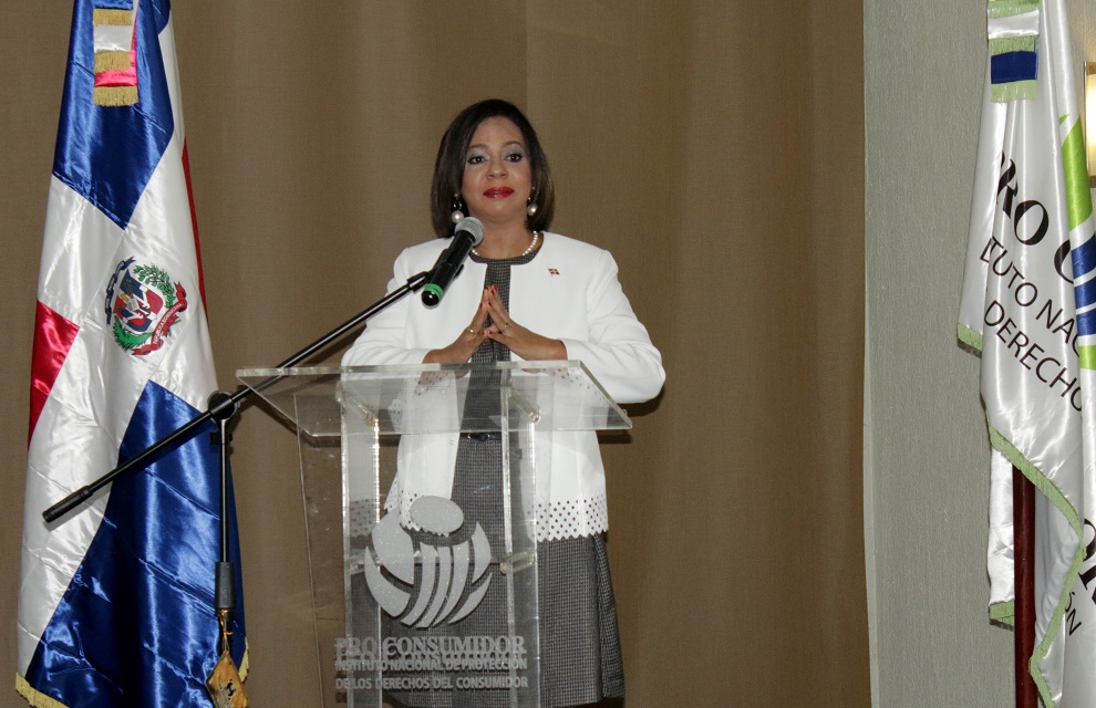 anina del castillo, pro consumidor