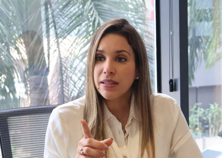 La presidente de Acoprovi describió el 2025 como un año desafiante, marcado por presiones simultáneas en costos, tasas de interés y operatividad.