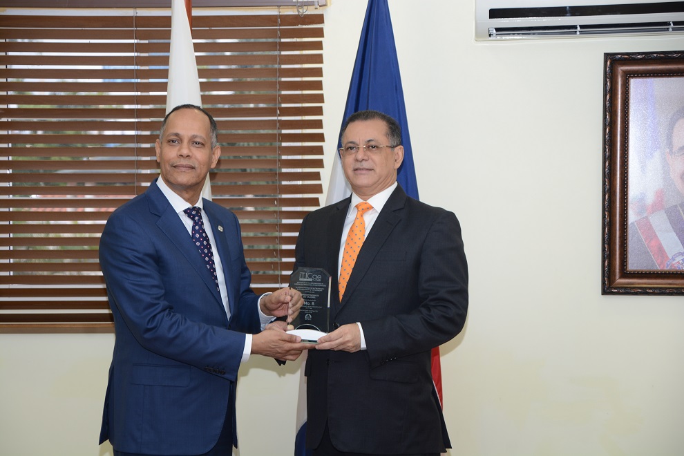 armando garcía y gabriel castro