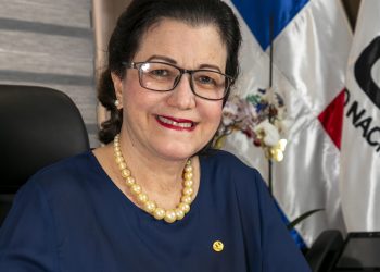 Fernández Rodríguez destacó que con esta medida el CNSS fortalece la protección financiera de los afiliados que padecen enfermedades de alto costo.