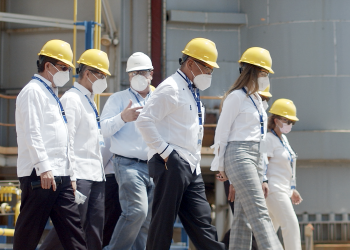 Autoridades del sector eléctrico realizan visita técnica a la Compañía de Electricidad de San Pedro de Macorís (CESPM).