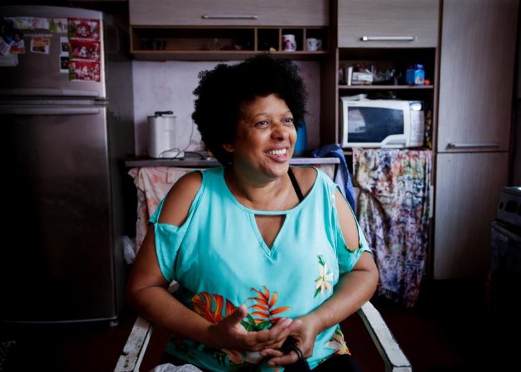 La organizadora de eventos Joana Darc habla durante entrevista el 14 de enero de 2021, en Sao Paulo, Brasil. | Fernando Bizerra, EFE.