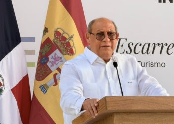 “Debemos abrir la educación a la economía y garantizar a los estudiantes y futuros profesionales un retorno económico”, sostuvo, Badía.