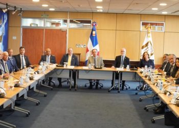 El gobernador indica que Junta Monetaria conocerá modificación del Reglamento Cambiario.