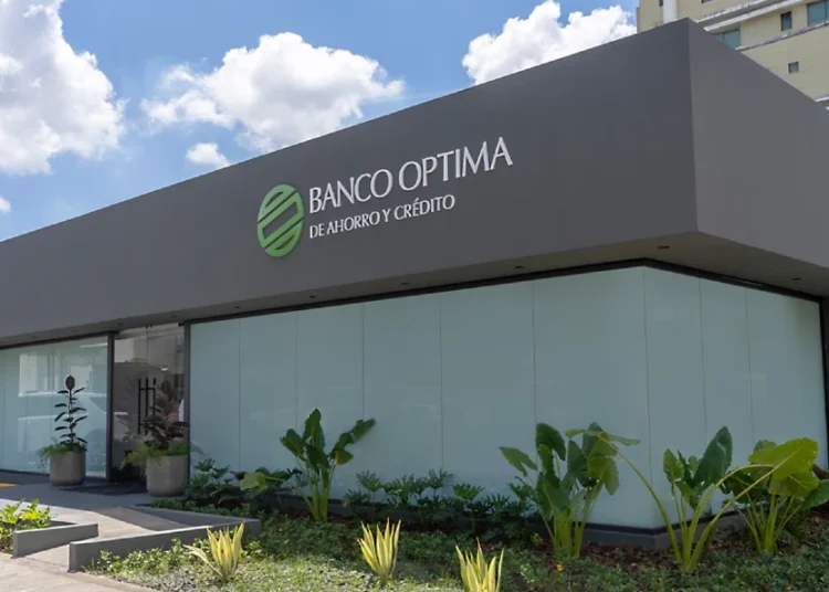 Banco Óptima.