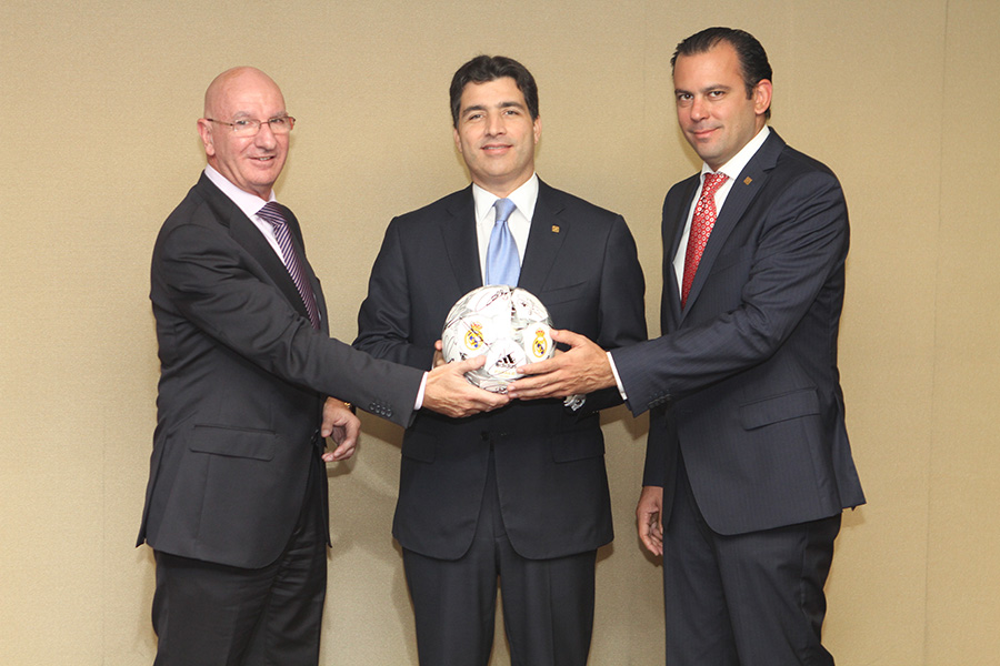 El Grupo Popular es la primera institución financiera en apoyar esta escuela deportiva.