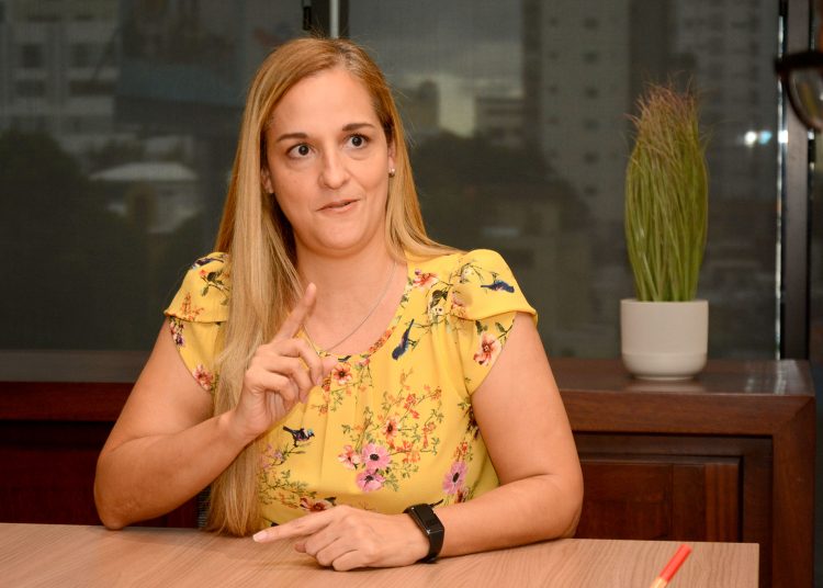 La gerente de canales alternos de Banfondesa, Noreida Criscito.