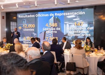 Samuel Pereyra, durante un encuentro con periodistas dominicanos en el marco del Fitur 2024.
