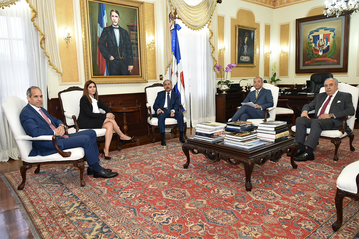 barrick pueblo viejo y aes andrés