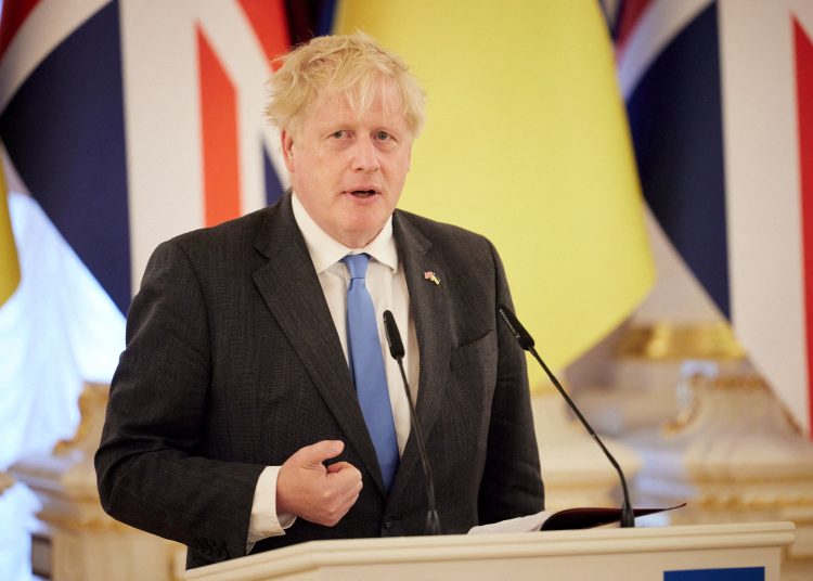 El ex primer ministro británico, Boris Johnson. | Prensa de la presidencia ucraniana vía Reuters.