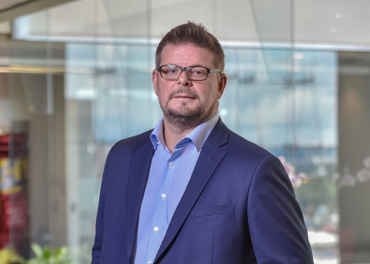 Bradley Silcox, líder y estratega de negocios senior de la industria biofarmacéutica. | Fuente externa.