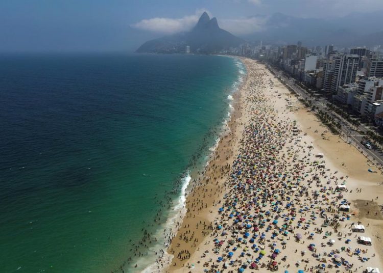 Brasil turismo coronavirus, covid-19