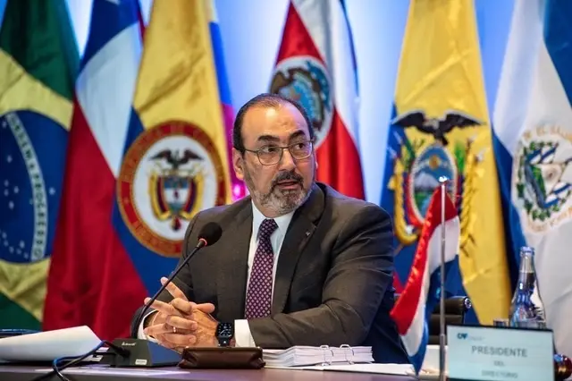 El impacto de los aranceles aplicados por Donald Trump dependerá del grado de "dependencia" que cada país latinoamericano tenga con la principal economía del mundo, pero afectará todas las previsiones de crecimiento regional.