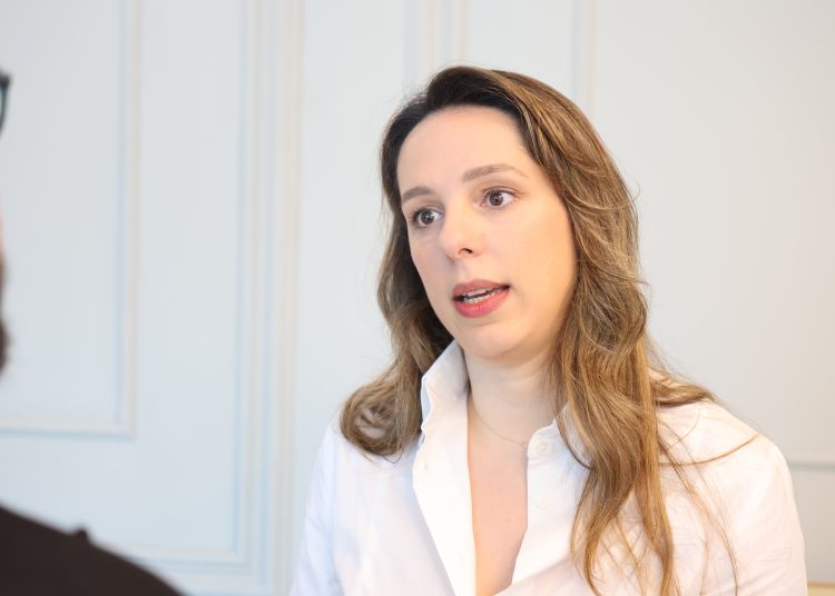 Milagros de Camps destacó la importancia de digitalizar el sistema eléctrico.