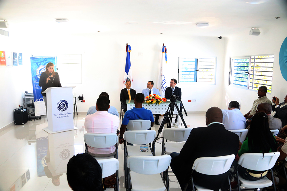 La Feria de Empleos fue anunciada en una rueda de prensa en la Cámara de Comercio y Producción de La Romana.