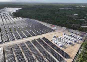 La empresa cuenta con 34 parques solares en operación y construcción, con una capacidad total de 269.8 MWp.- Fuente externa.