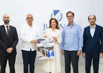 Guillem Martí, Fernando Capellán, Mercedes Capellán, Paulo Alves y Fernando Barrero.