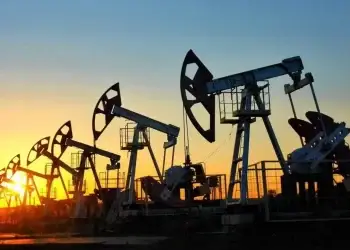 El viernes, el precio del WTI cerró con una subida del 7.26%, hasta US$72.98 el barril.