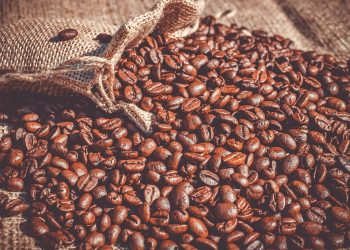 En el segundo cuatrimestre del año, más de la mitad de los navíos con cargamentos de café sufrieron retrasos, según el informe.