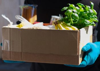 La asistencia de insumos ayudó a enfrentar los efectos de la pandemia del covid-19 y los desastres naturales. | Elena Medekos, Getty Images.