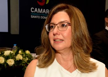 Presidente de la  Cámara de Comercio y Producción de Santo Domingo, Lucile Houellemont.  Lésther Álvarez.