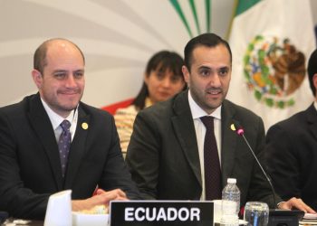 Cancilleres de México y Ecuador