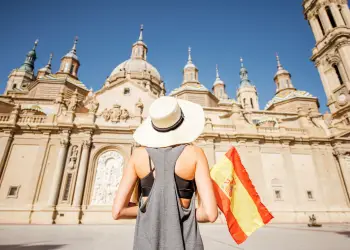 El sector coincide en que España "sigue siendo un referente para estudiantes internacionales en busca de estabilidad social y calidad educativa".- Fuente eterna.