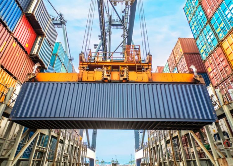 Aumentar las colaboraciones público-privadas hará más eficiente combatir el contrabando, lavado de activos, fraude aduanero, financiamiento al terrorismo y otras actividades ilegales en el comercio. - Fuente externa.