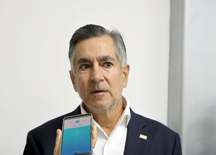 Carlos José Martí advierte que el alza en los precios de los combustibles será inevitable por el contexto global.