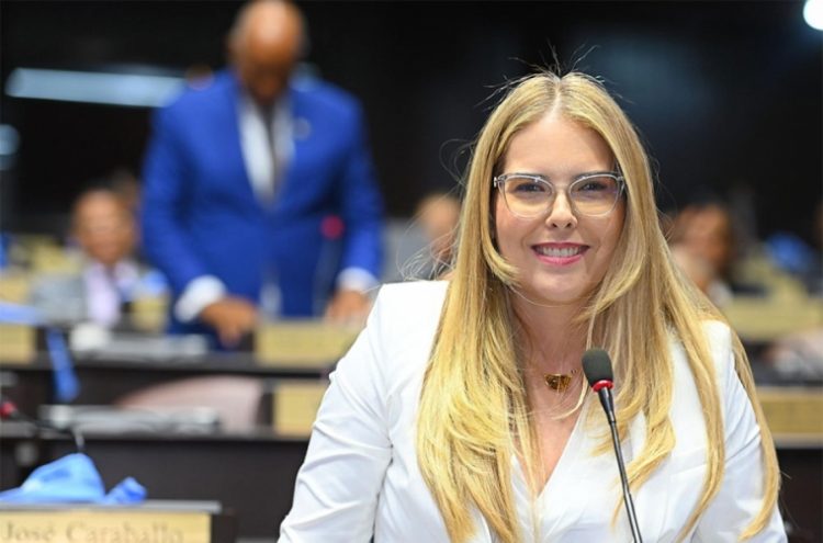 Carmen Ligia Barceló, diputada de Hato Mayor.