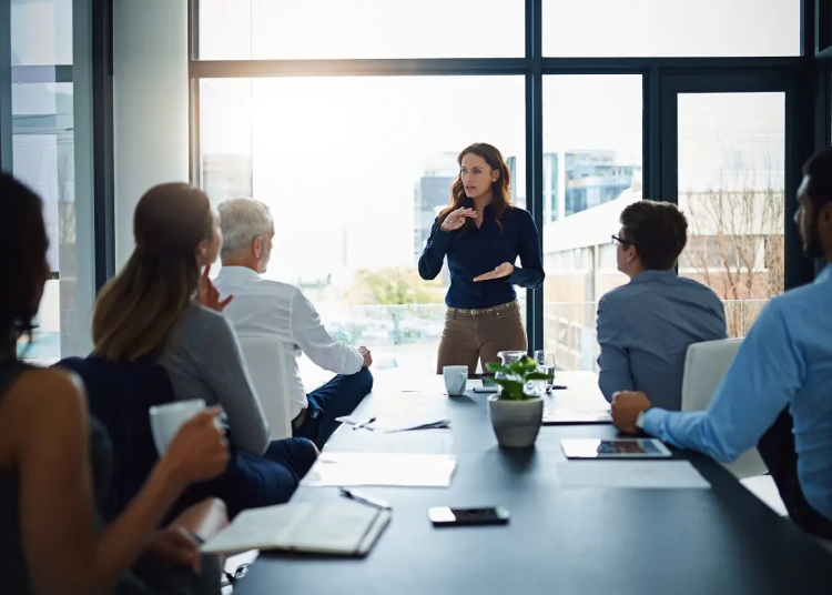 El Distrito Nacional registra el mayor número de puestos de trabajo con 8,717 empleos, un 42% del total. - Fuente externa.