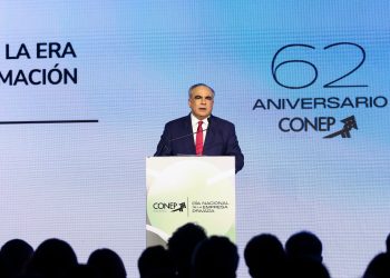 Resaltó el papel estratégico del sector privado, que genera el 86% del empleo, aporta el 85% del producto interno bruto (PIB) y representa el 90% de la inversión.