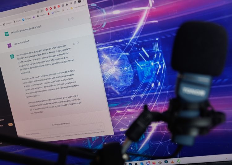 Una pestaña de la página web de ChatGPt en un ordenador, a 14 de abril de 2023, en Madrid (España). 
Eduardo Parra | Europa Press