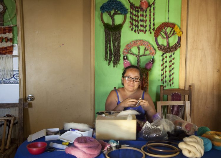 La Fundación Microfinanzas BBVA, a través de su entidad en Chile, Fondo Esperanza, ha lanzado una emisión de papel comercial por valor de 20 millones de dólares en el país andino SOCIEDAD FUNDACIÓN MICROFINANZAS BBVA