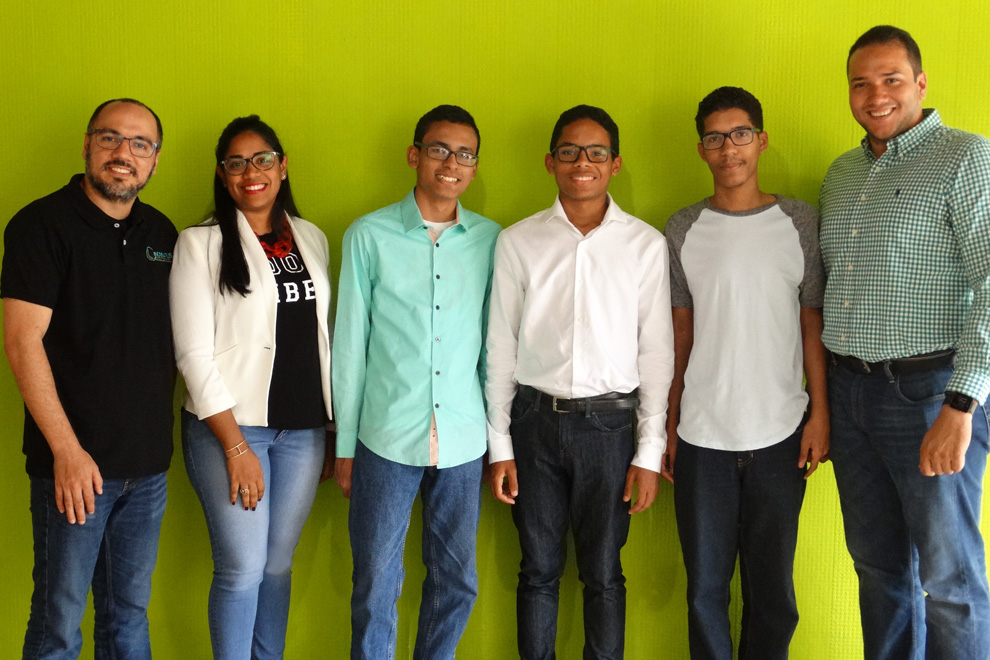 chris, dalisa, arturo,carlos, paul y roberto 2