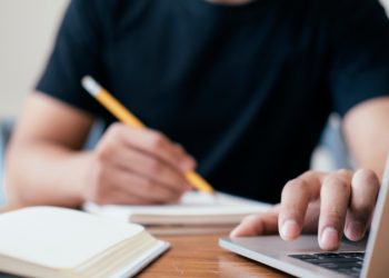 Clases virtuales, educación a distancia