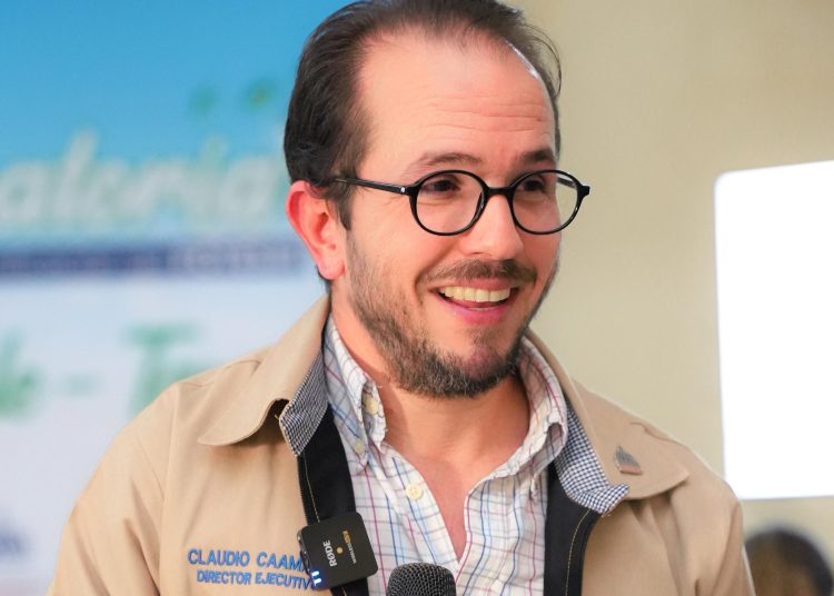 Claudio Caamaño Vélez, director de la TNR, durante el lanzamiento del programa Bagri-Riego en Tamayo y Vicente Noble.