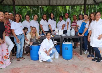 El taller fue impartido por la ingeniera Marcedany Abad.