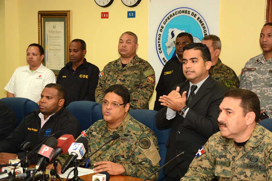 coe presenta evaluacion del paso del huracán matthew