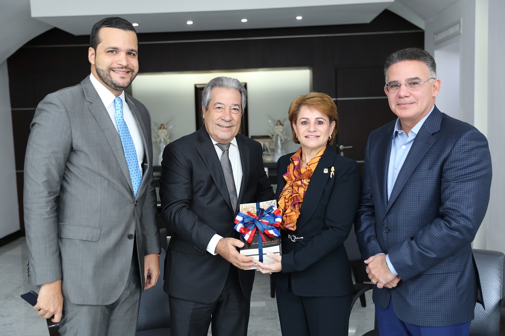 conep visita a lucia medina