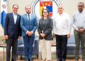La conferencia contó con exposiciones de Osmar Benítez, presidente de la JAD; Gabriela Quiroga Gilardoni, representante del IICA en RD; Silvio Carrasco, director de la Unidad de Agua de la Pucmm; y Danilo Cruz, secretario de Adoproteca.