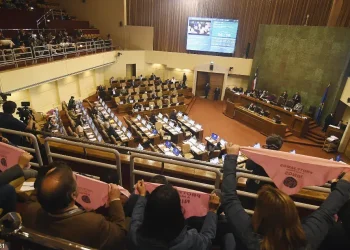 El proyecto de permisología también busca definir plazos máximos para la entrega de informes intersectoriales y regular el silencio administrativo.