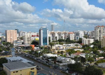 La planificación urbana es fundamental para asegurar la zonificación adecuada y evitar riesgos.