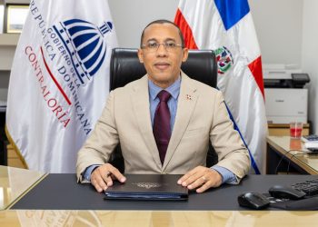 El contralor Geraldo Espinosa Pérez advierte que la disposición deberá ser cumplida en todas las entidades estatales.