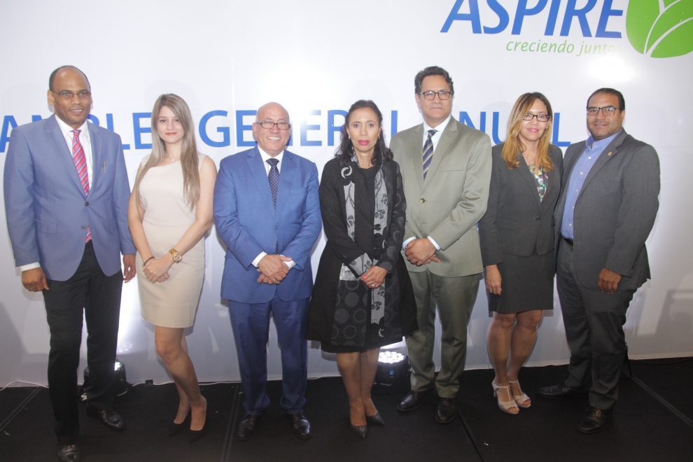 coopaspire geraldo orozco, yessica hernández, julio caminero, maría vásquez, eduardo rosario, grace pons y rubén bonilla