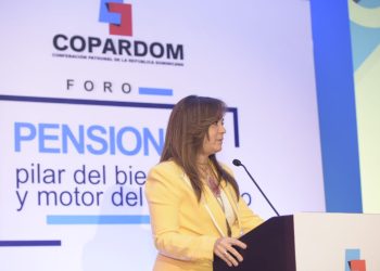 Peña Izquierdo reconoció el papel de las empresas y empleadores, quienes aportan el 70% de los fondos al sistema.