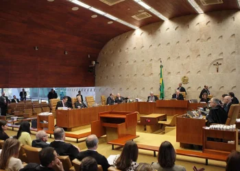 La suspensión se mantendrá hasta que la red social cumpla "todas" las decisiones de la corte, que "valen para todas las empresas que operan en Brasil".