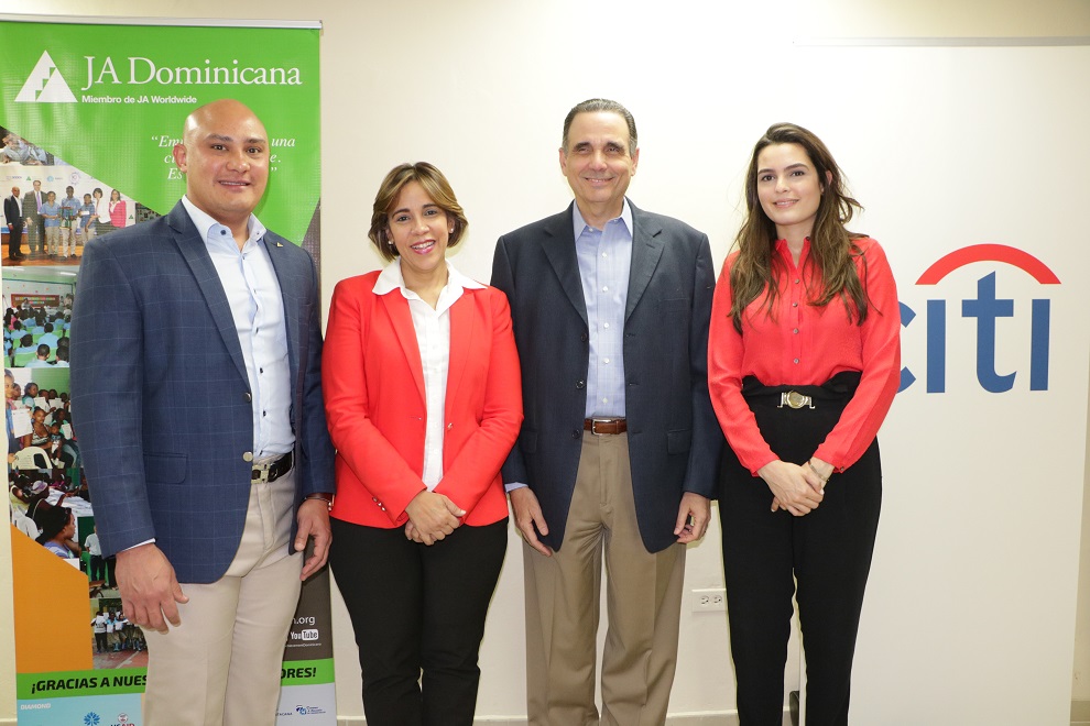 césar asiático, mercedes canalda, máximo vidal y gabriela haché